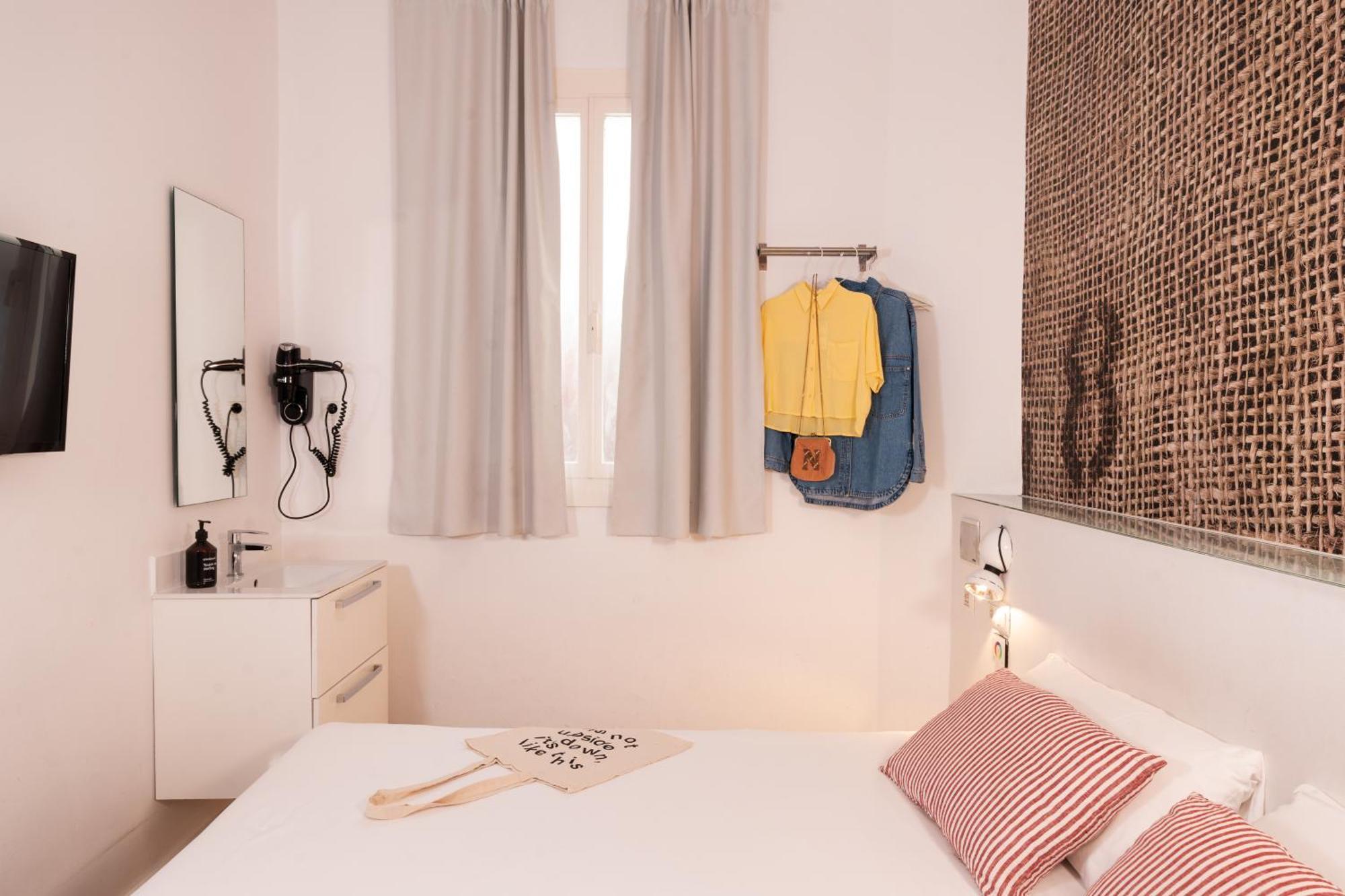 Double Room,1547114611:JPEG