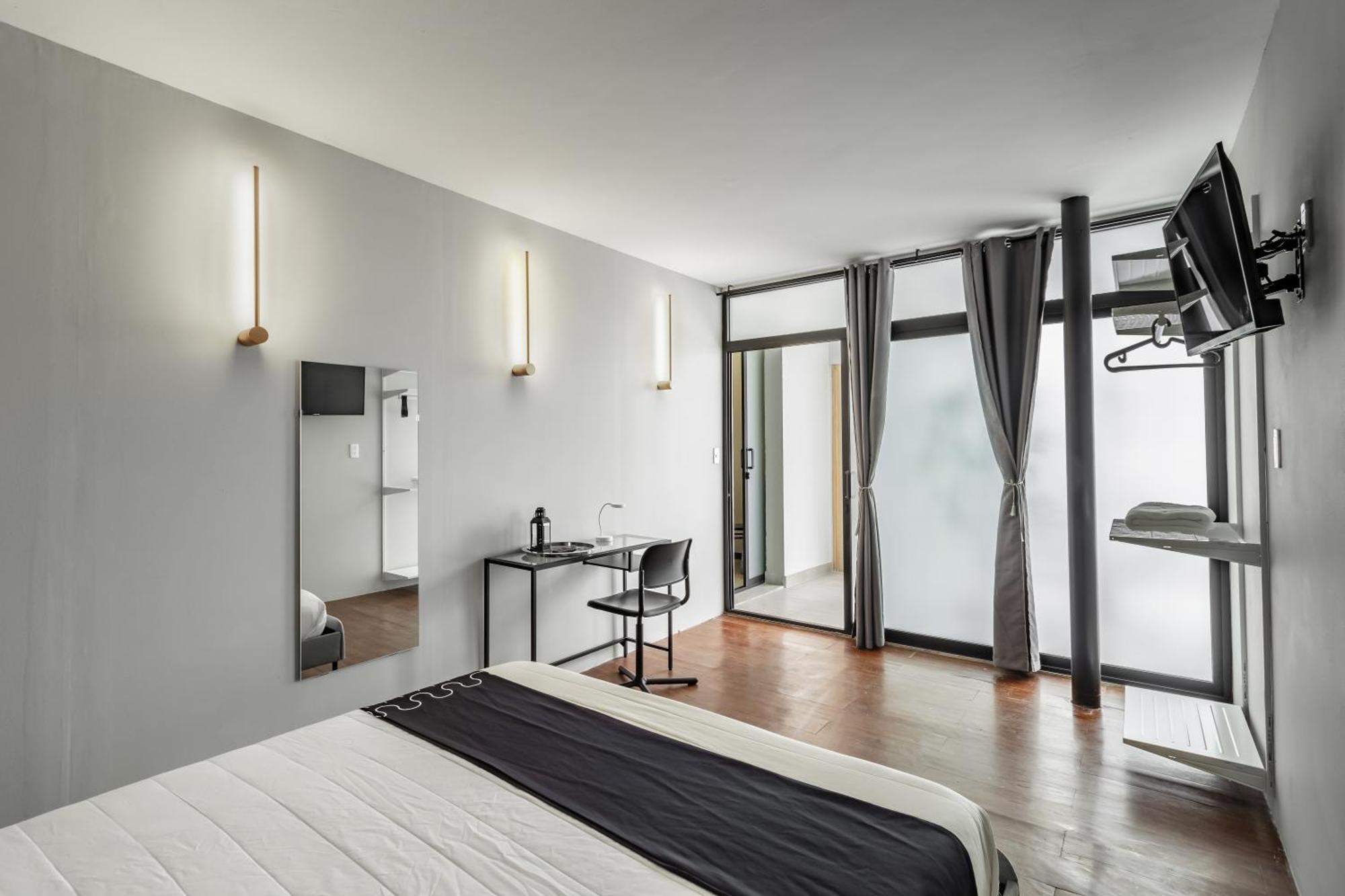 Habitación con baño compartido - Cama grande