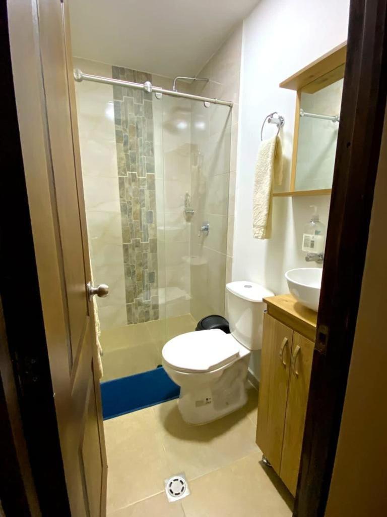 Habitación Familiar con baño privado