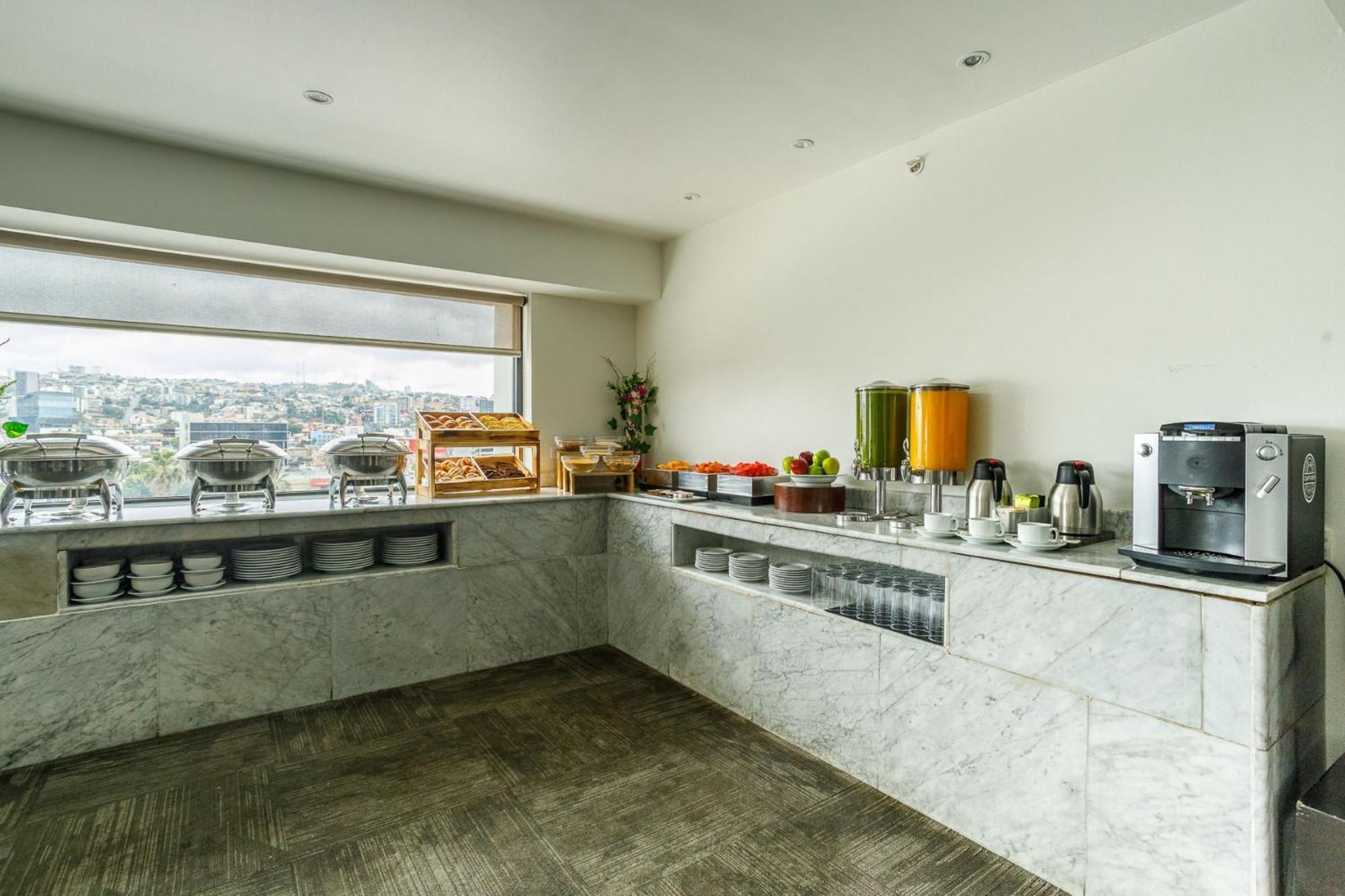 Master Suite King,1661114369:JPEG