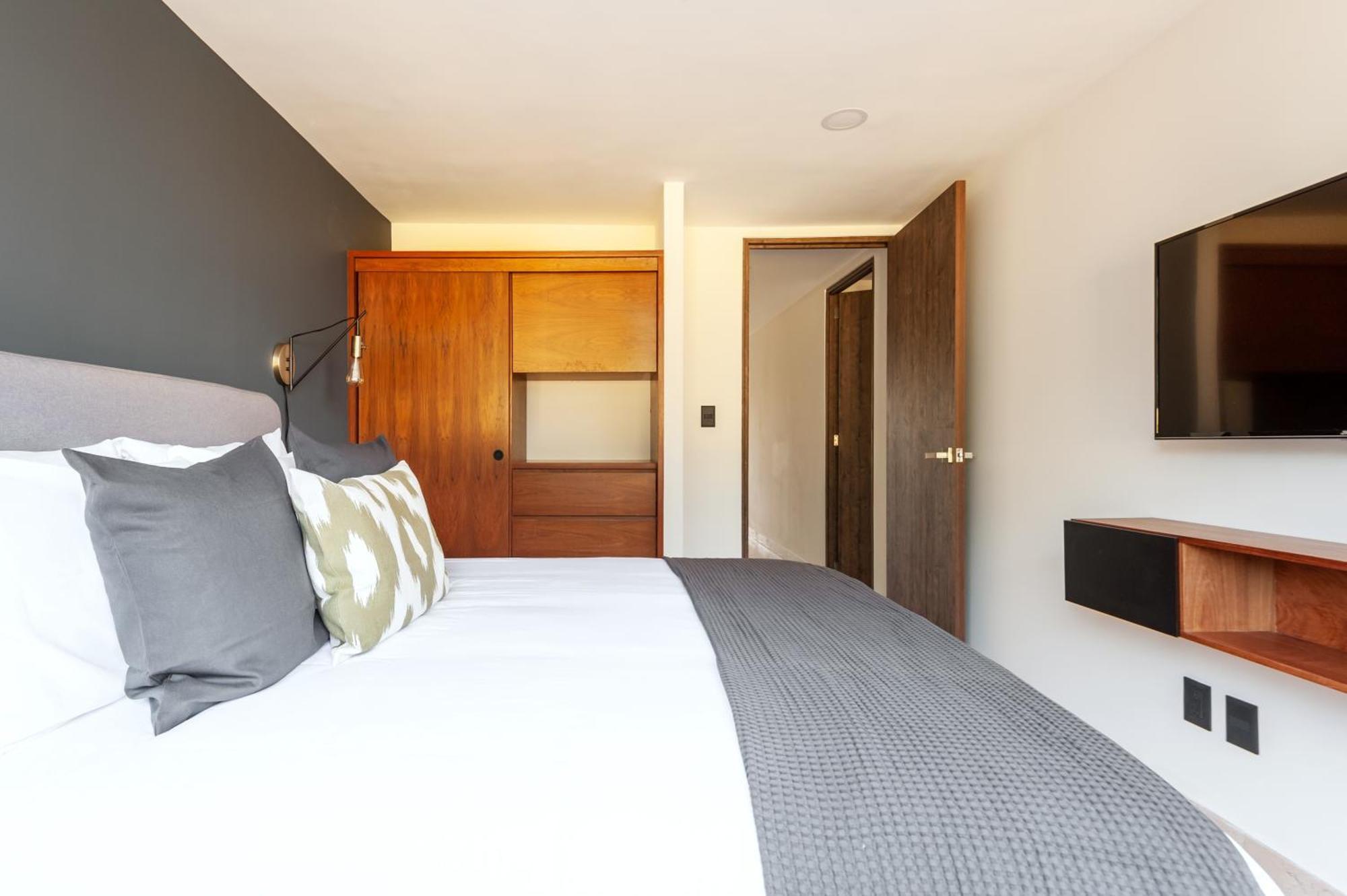 Apartamento con balcón