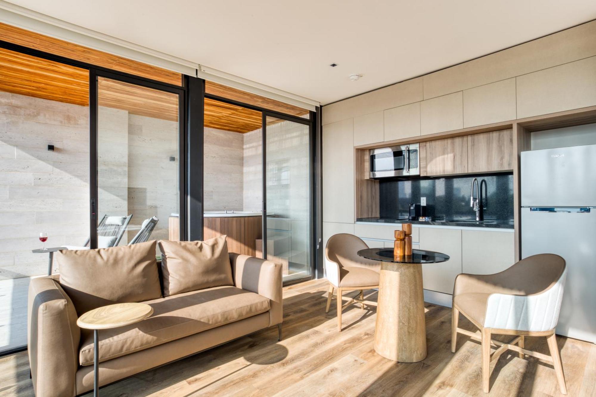 Ático con jacuzzi privado
