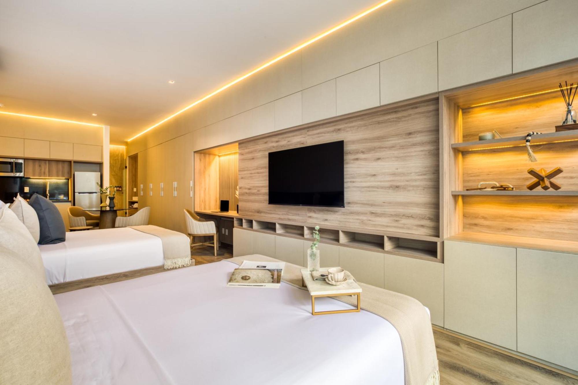 Estudio Moliere con balcón privado