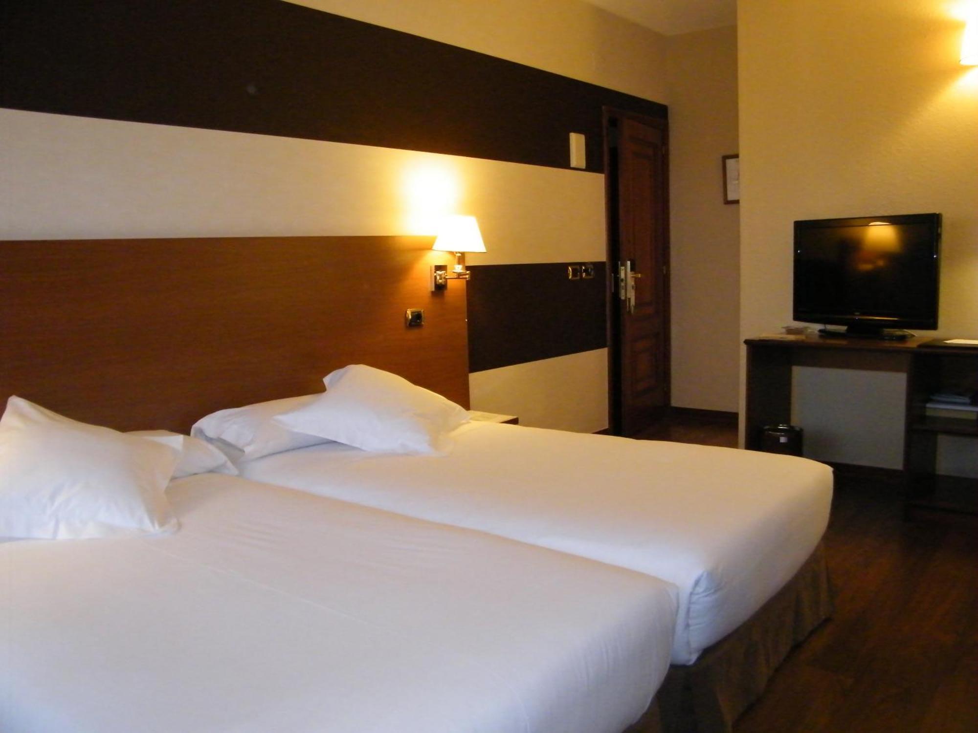Twin Room,60930628:JPEG