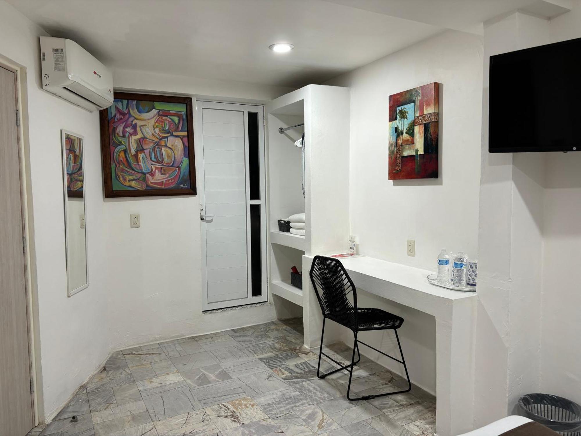 Standard Double Room,1585527995:JPEG