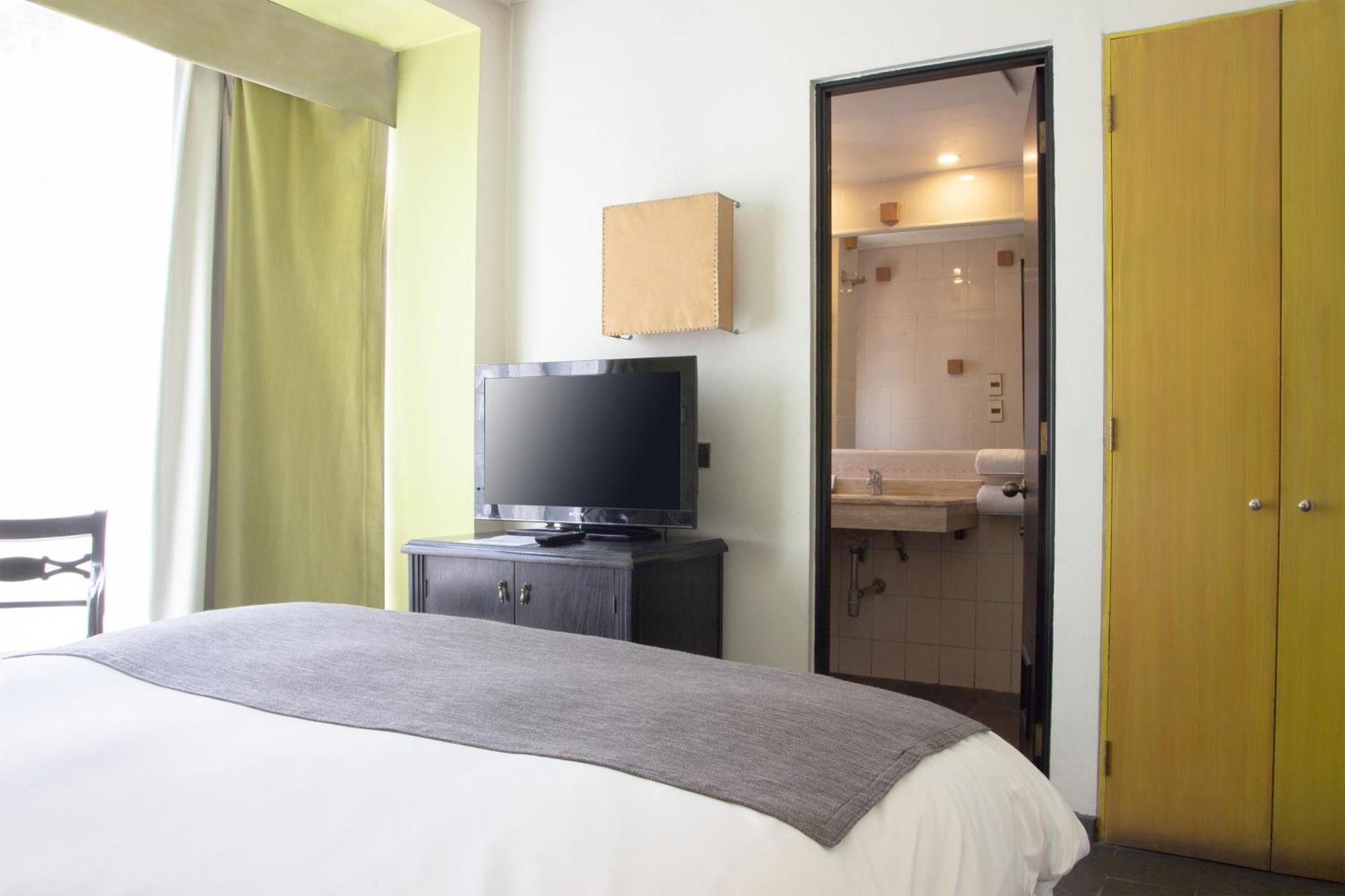 Habitación Doble Pequeña