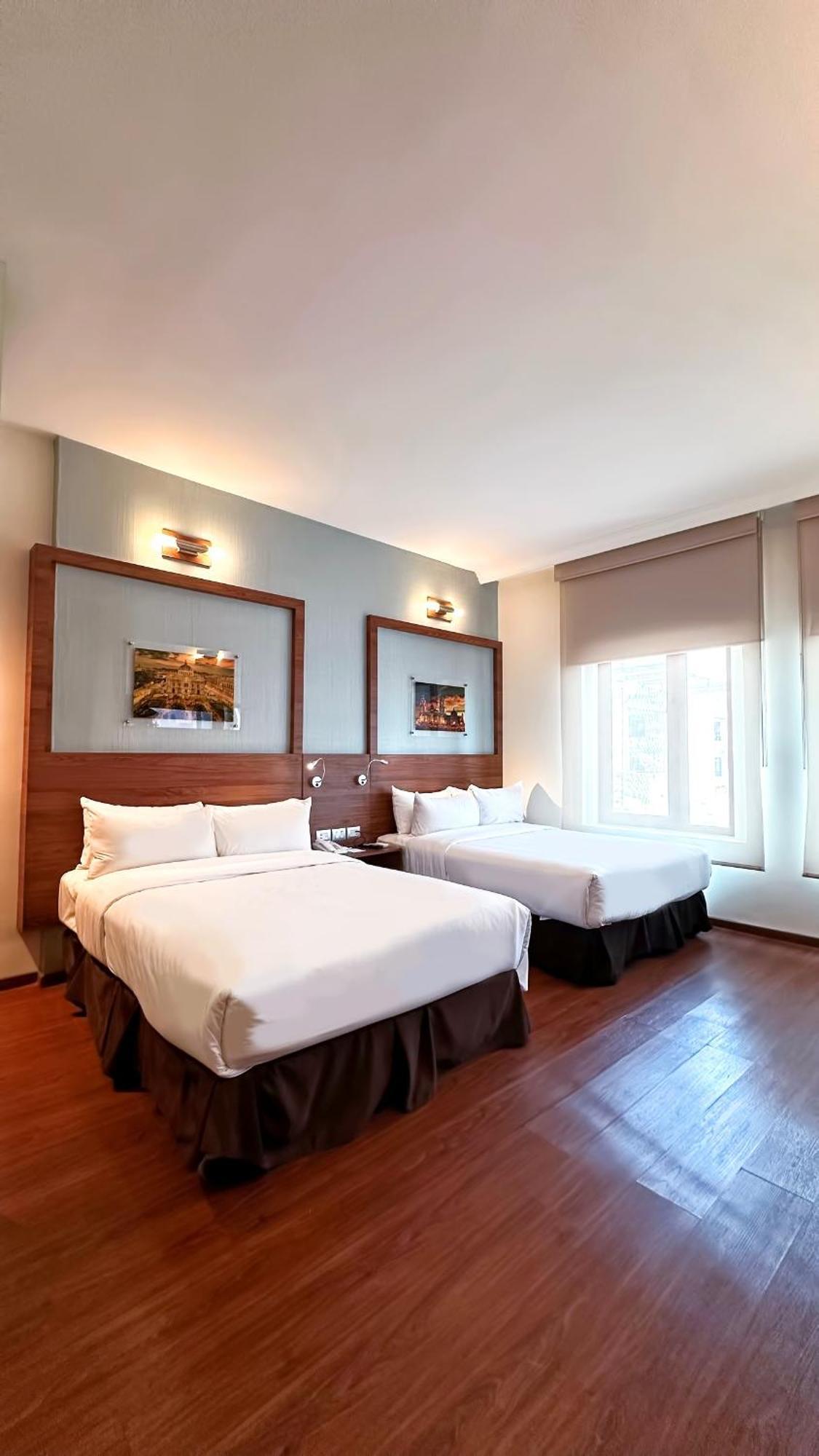Habitación Doble Estándar con 2 camas dobles