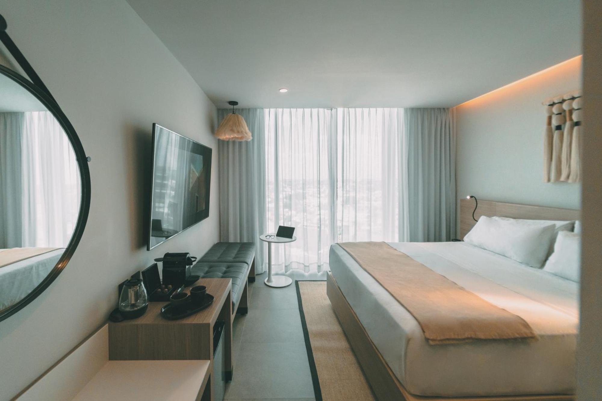 Standard Room,1732430075:JPEG