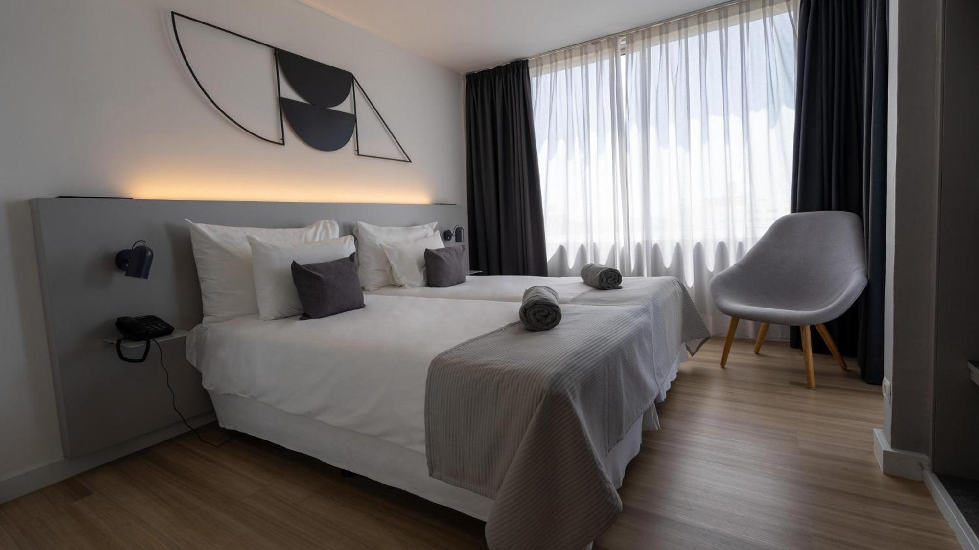 Suite con vistas a la piscina