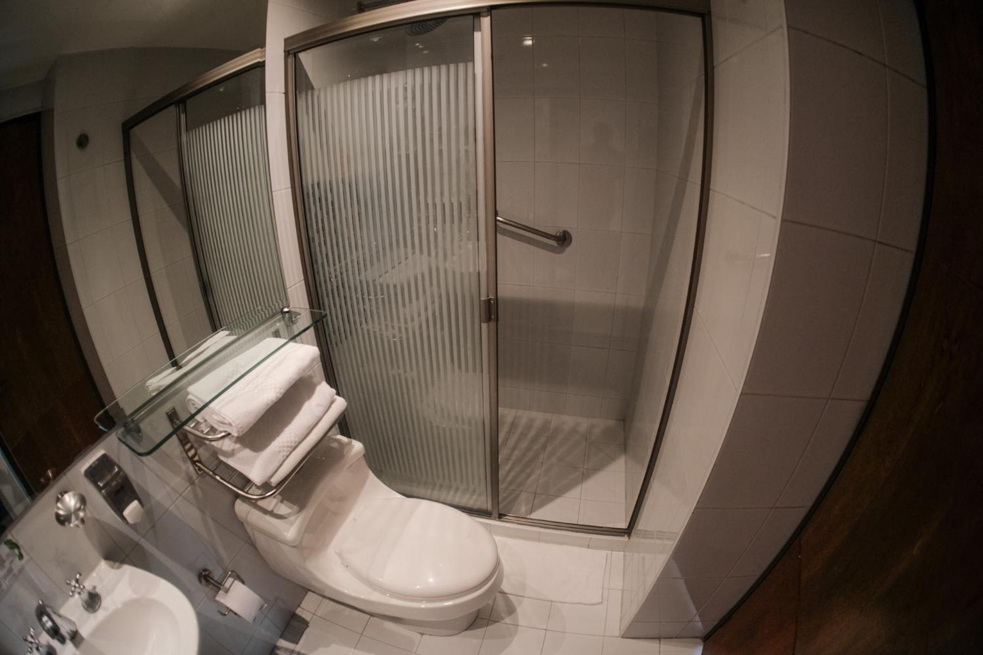 Quadruple Room Private Bathroom,1640381016:JPEG
