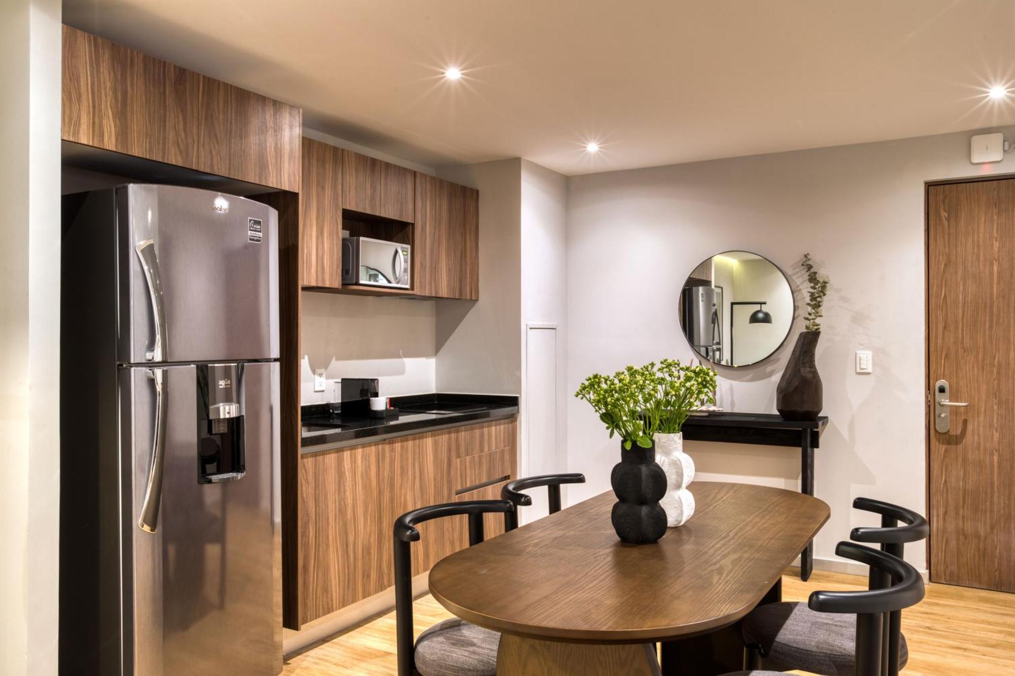 Standard Apartment,1620032568:JPEG