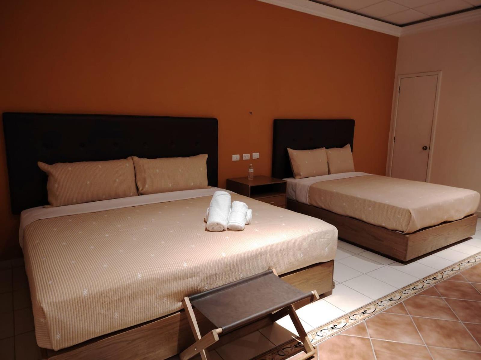 Family Room,1620133464:JPEG