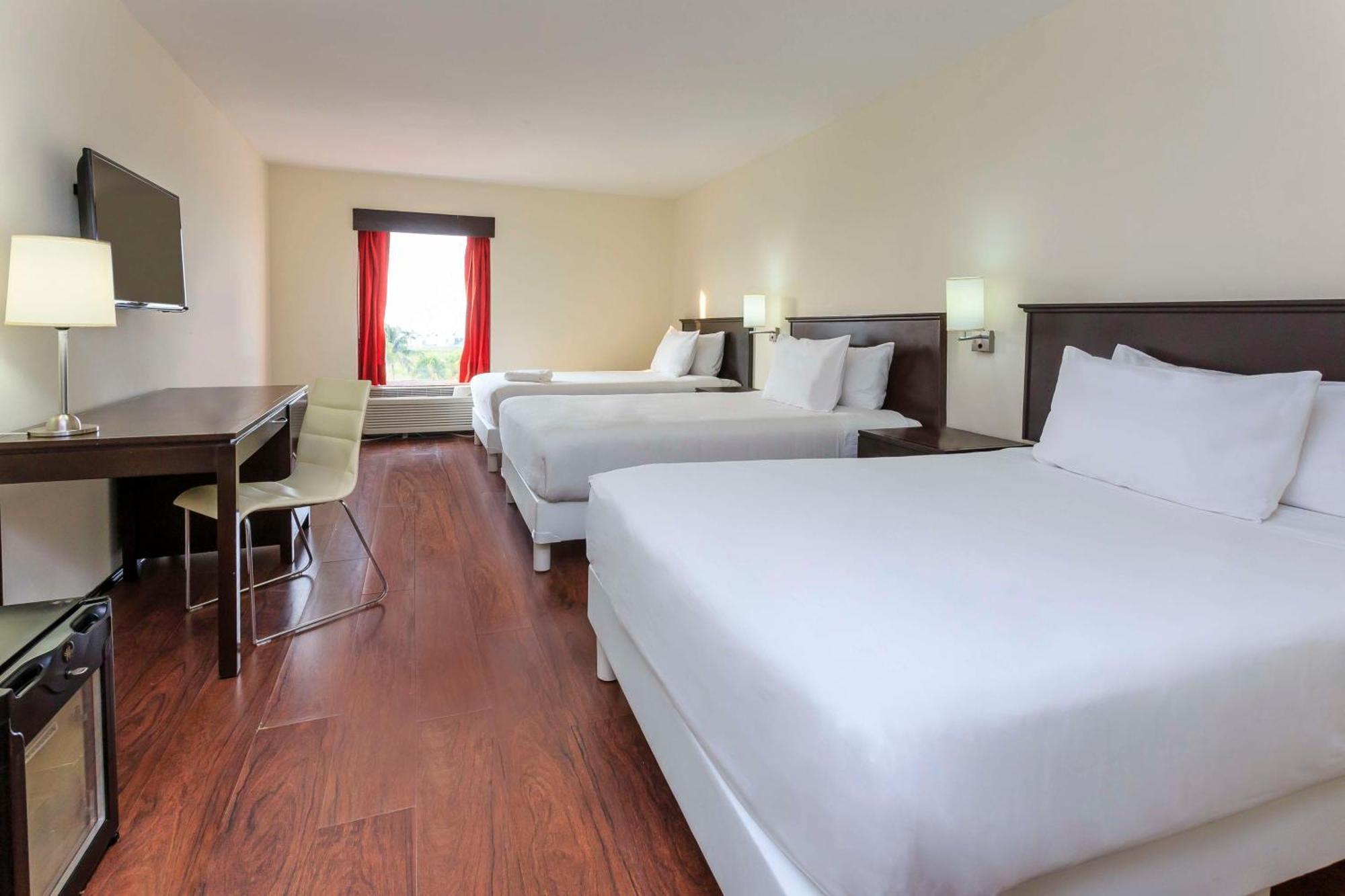 Standard Triple Room with Extrabed (4 AD + 2 CH),1631545553:JPEG