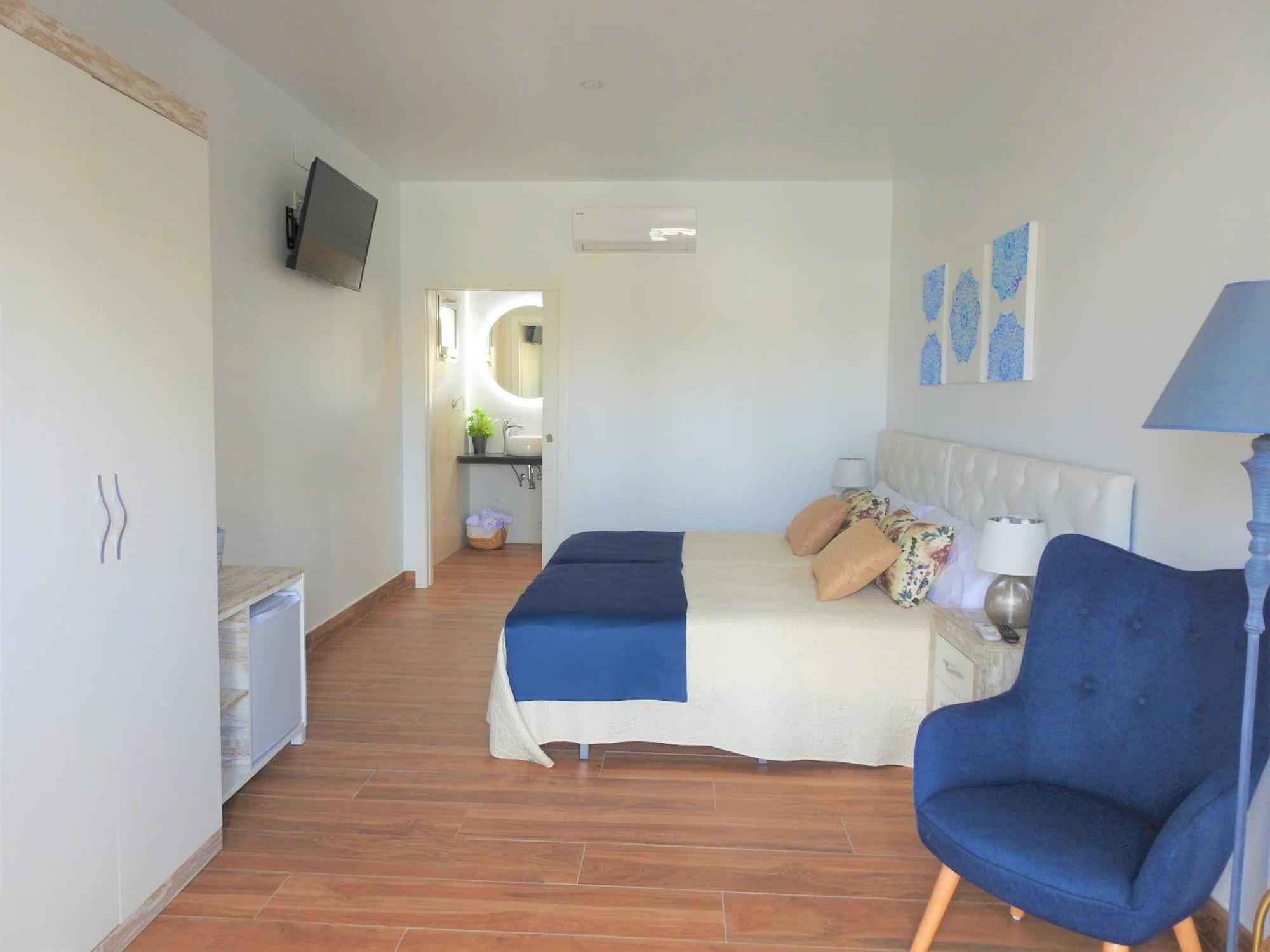 Large Double Room,1624828519:JPEG