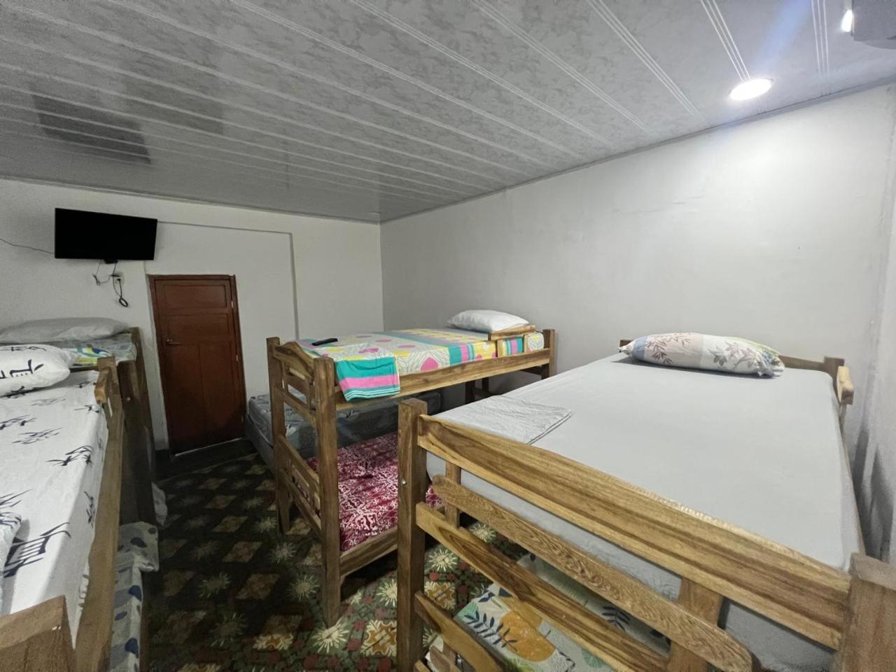 Habitación Familiar con baño privado