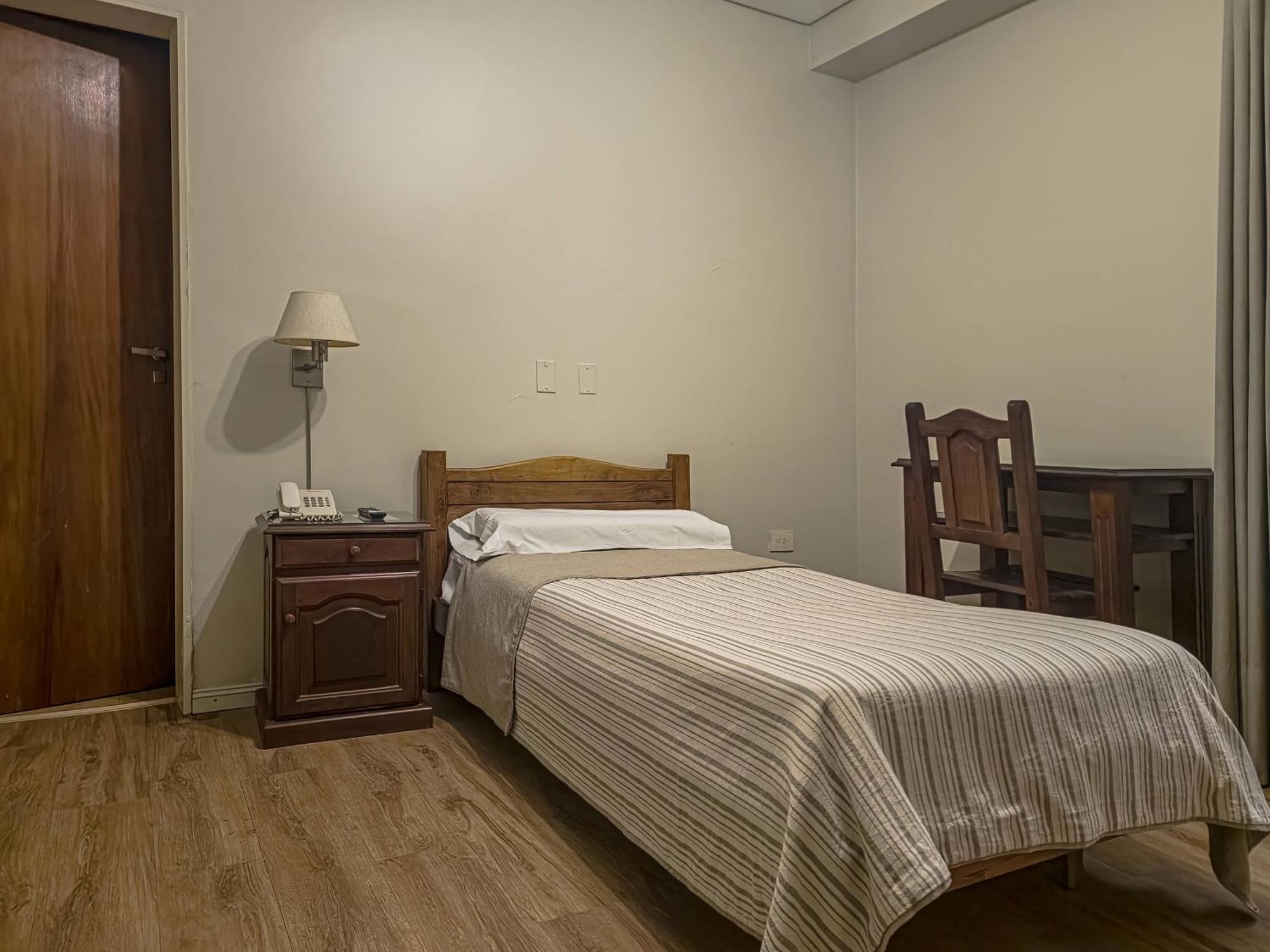 Standard Single Room,1632227427:JPEG