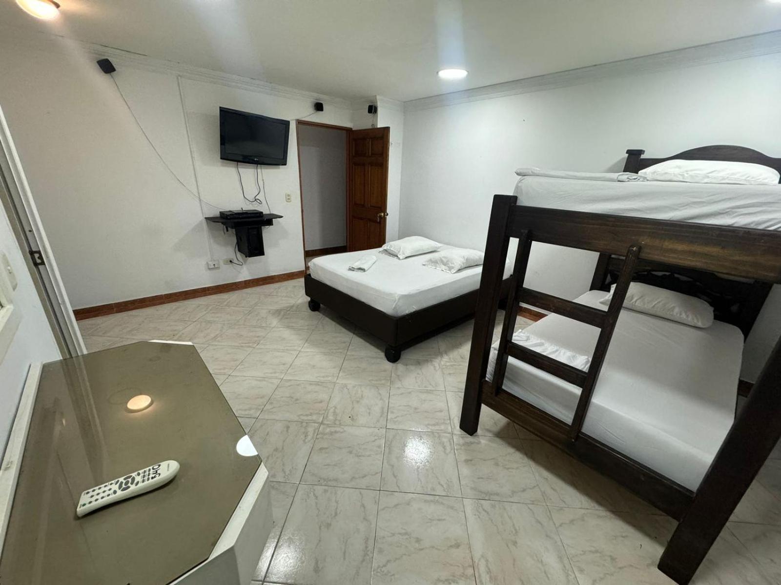 Habitación Cuádruple con baño privado