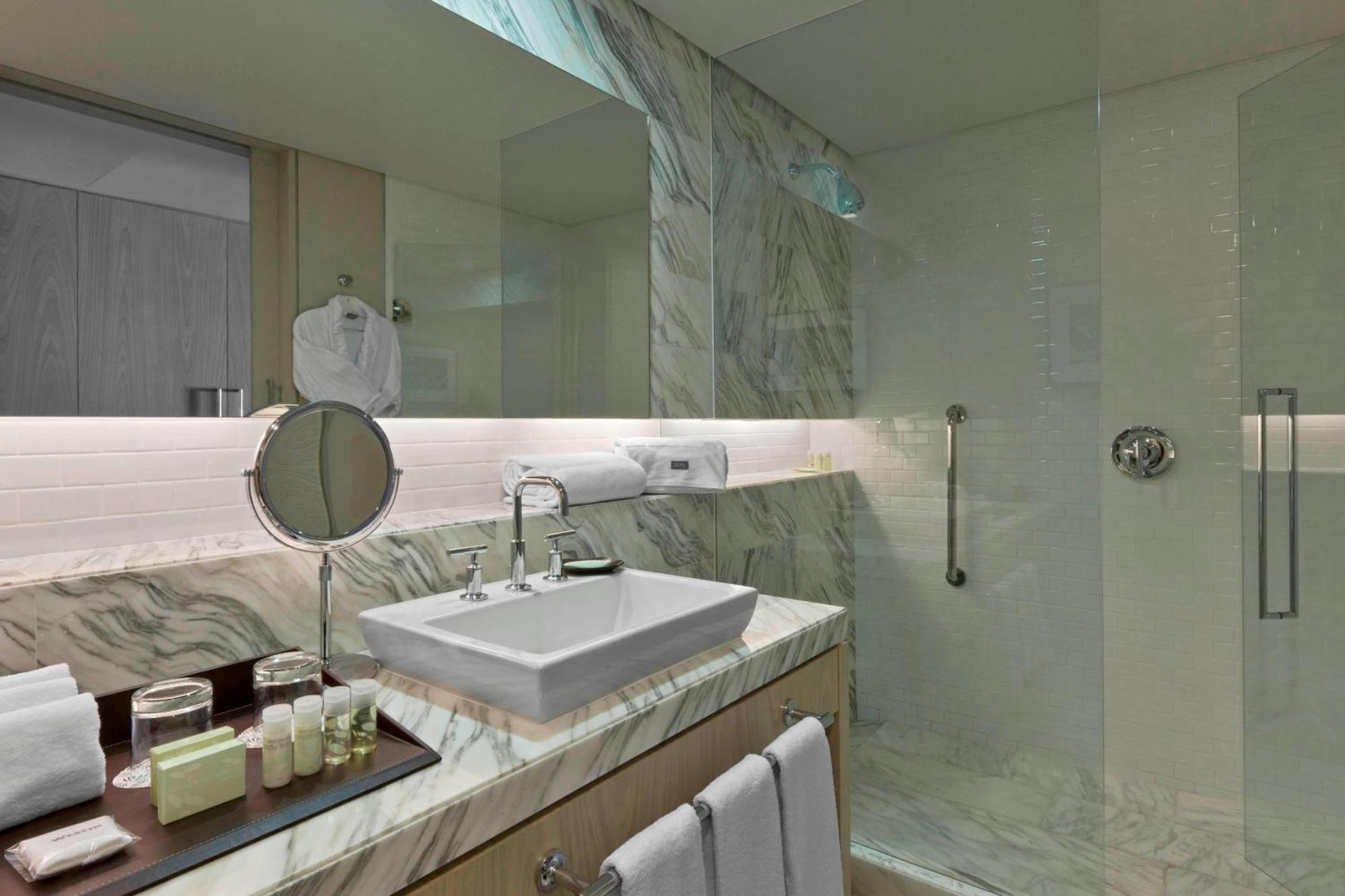 Suite Junior Master de 1 dormitorio con vistas a la ciudad - 1 cama extragrande