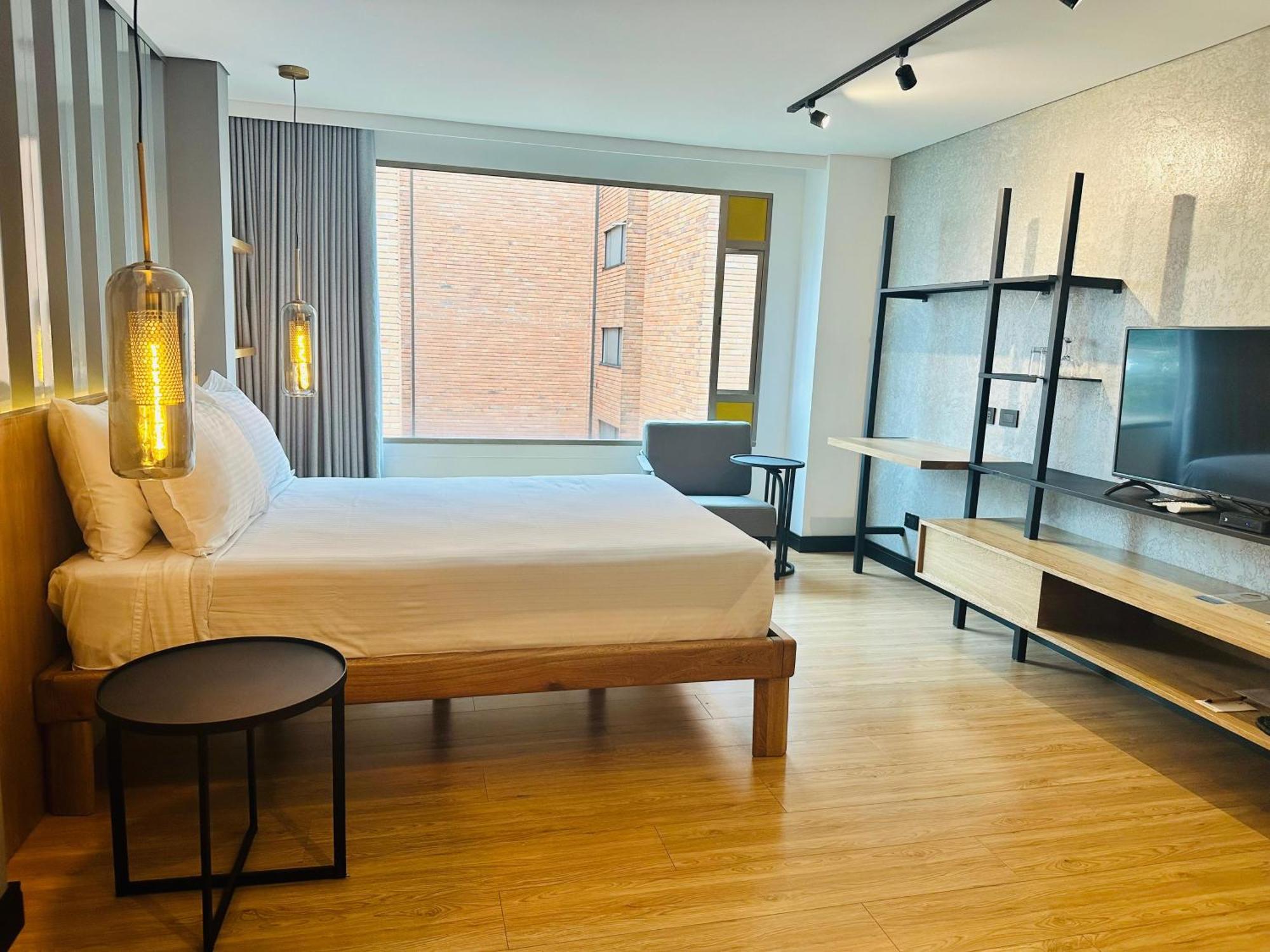Double Room,1644426730:JPEG