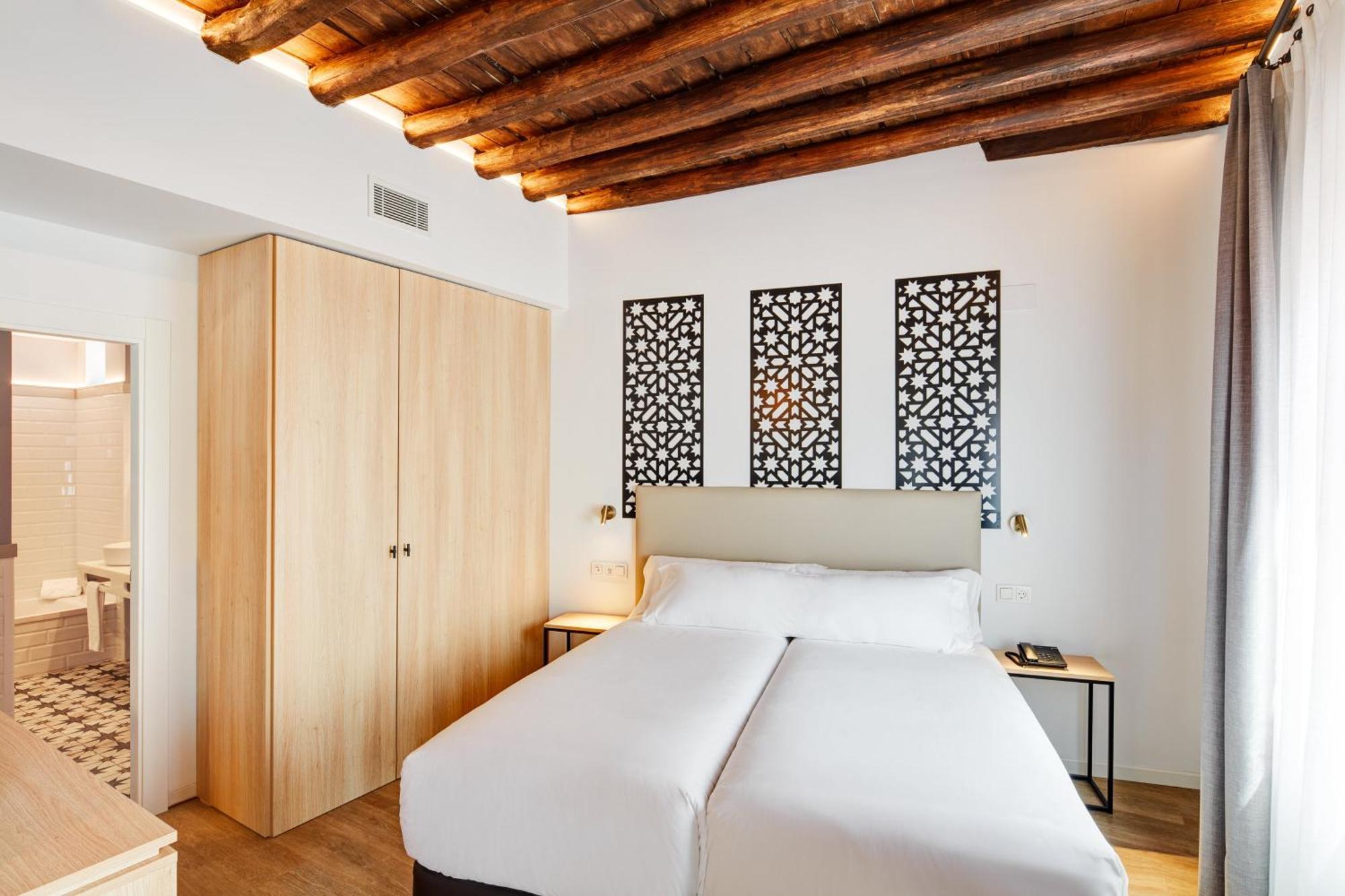 Estudio con sofá cama