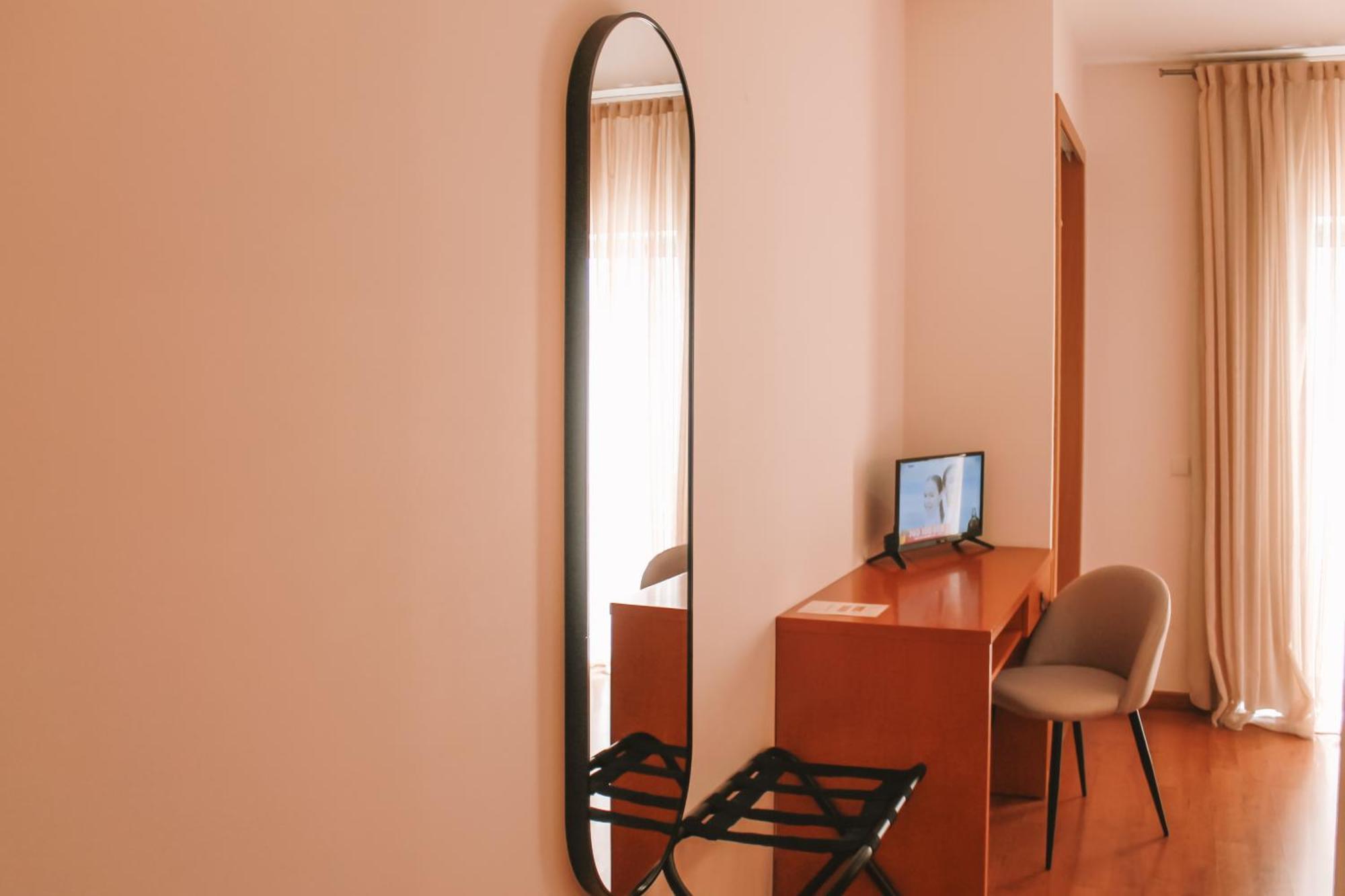 Triple Room,1651172664:JPEG