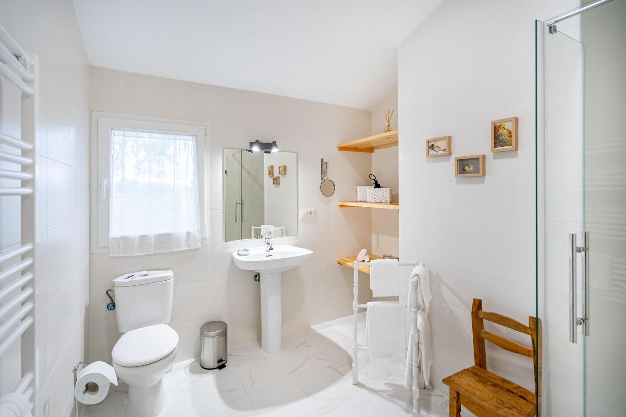 Double Room,1666111749:JPEG