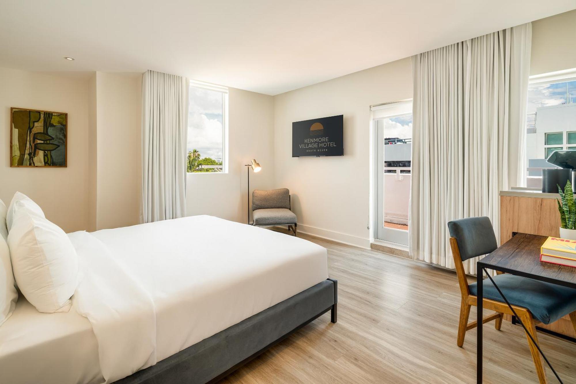 Habitación Deluxe con balcón y cama extragrande