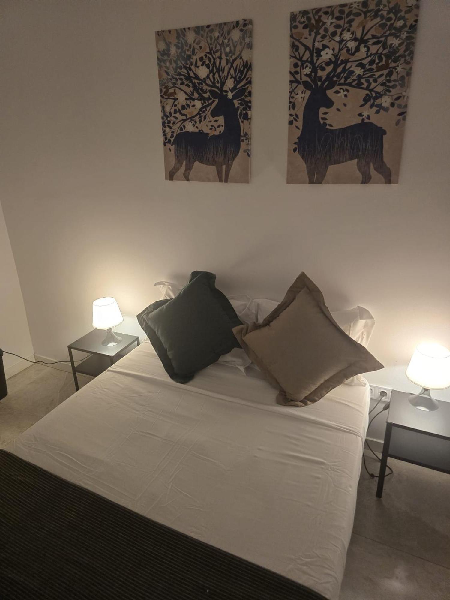 Habitación Triple Básica con baño compartido