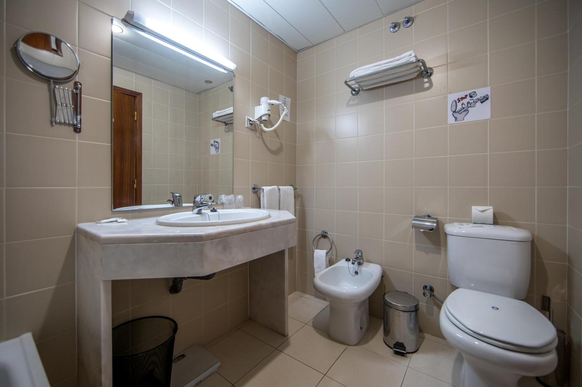 Habitación Triple Clásica