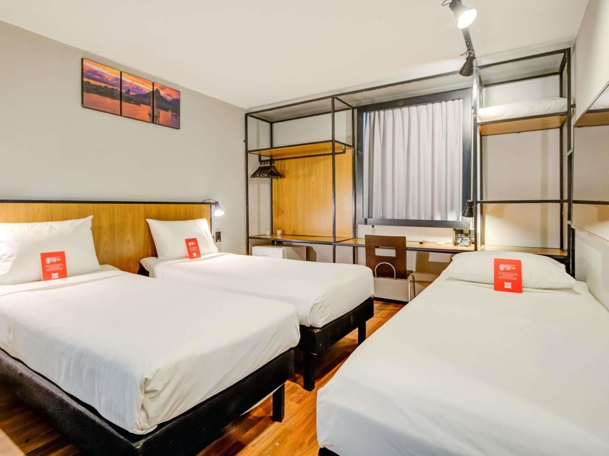 Standard Apartment with Three Single Beds,1742983261:JPEG