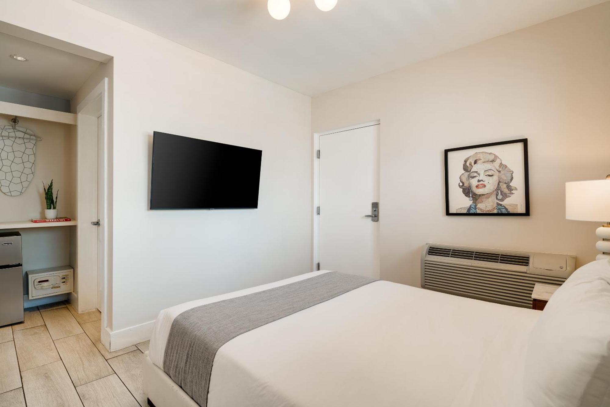 Suite de 1 dormitorio con cama extragrande