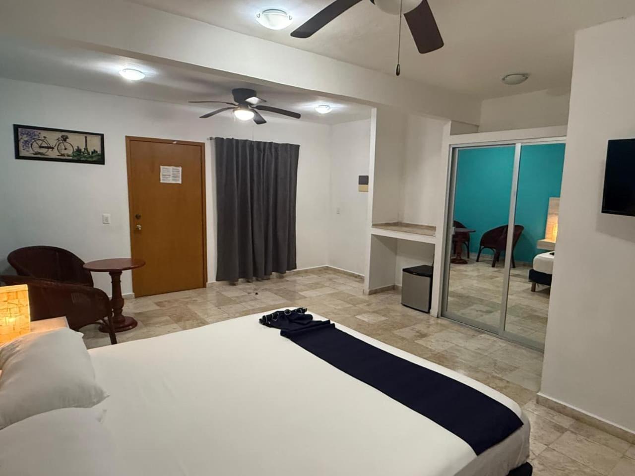 Standard Queen Room,1749018229:JPEG