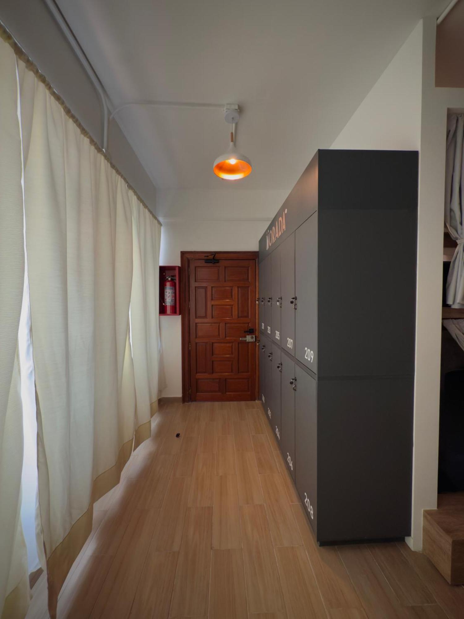 Cama Individual en habitación compartida masculina