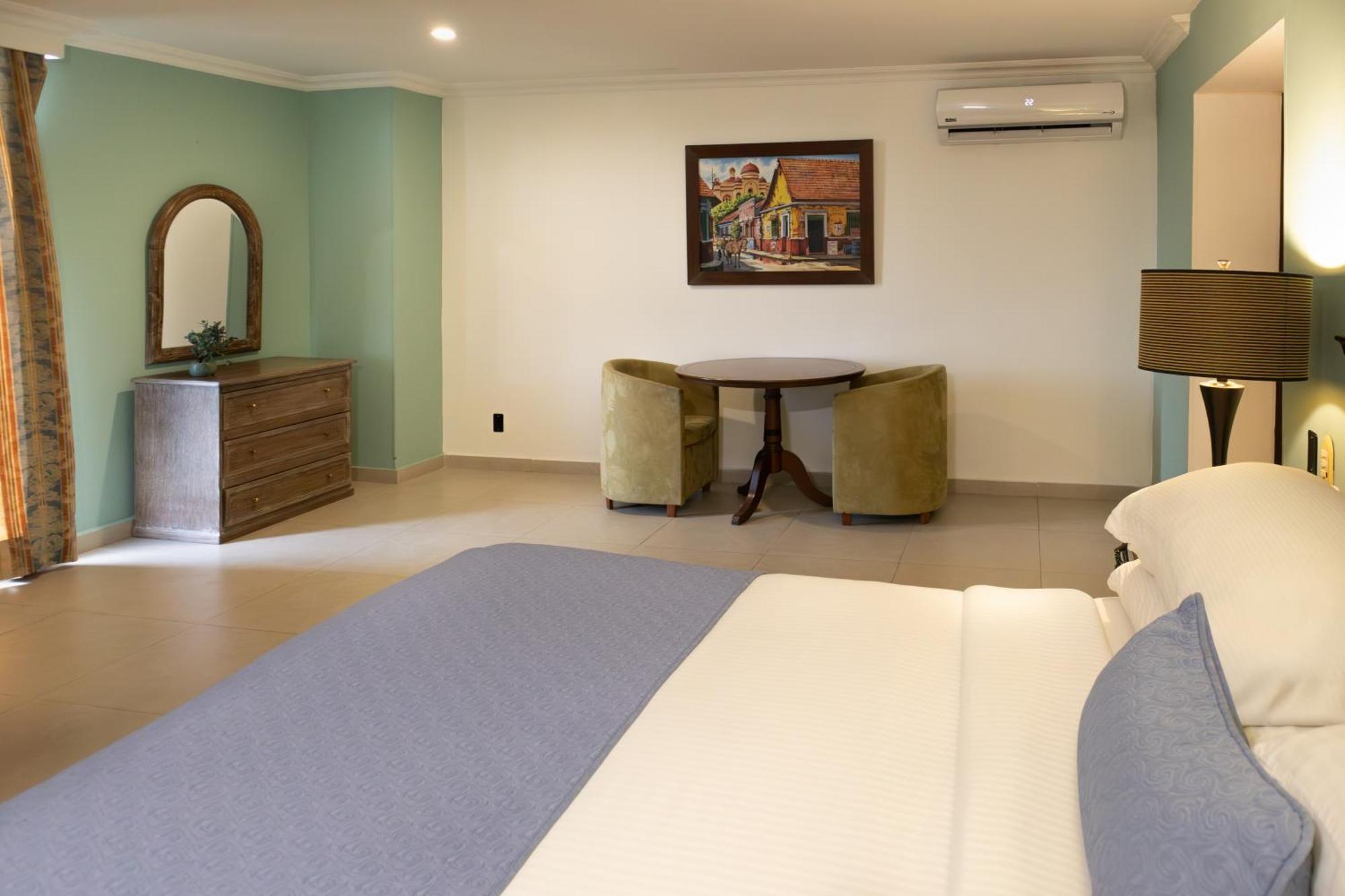 Estudio con cama extragrande