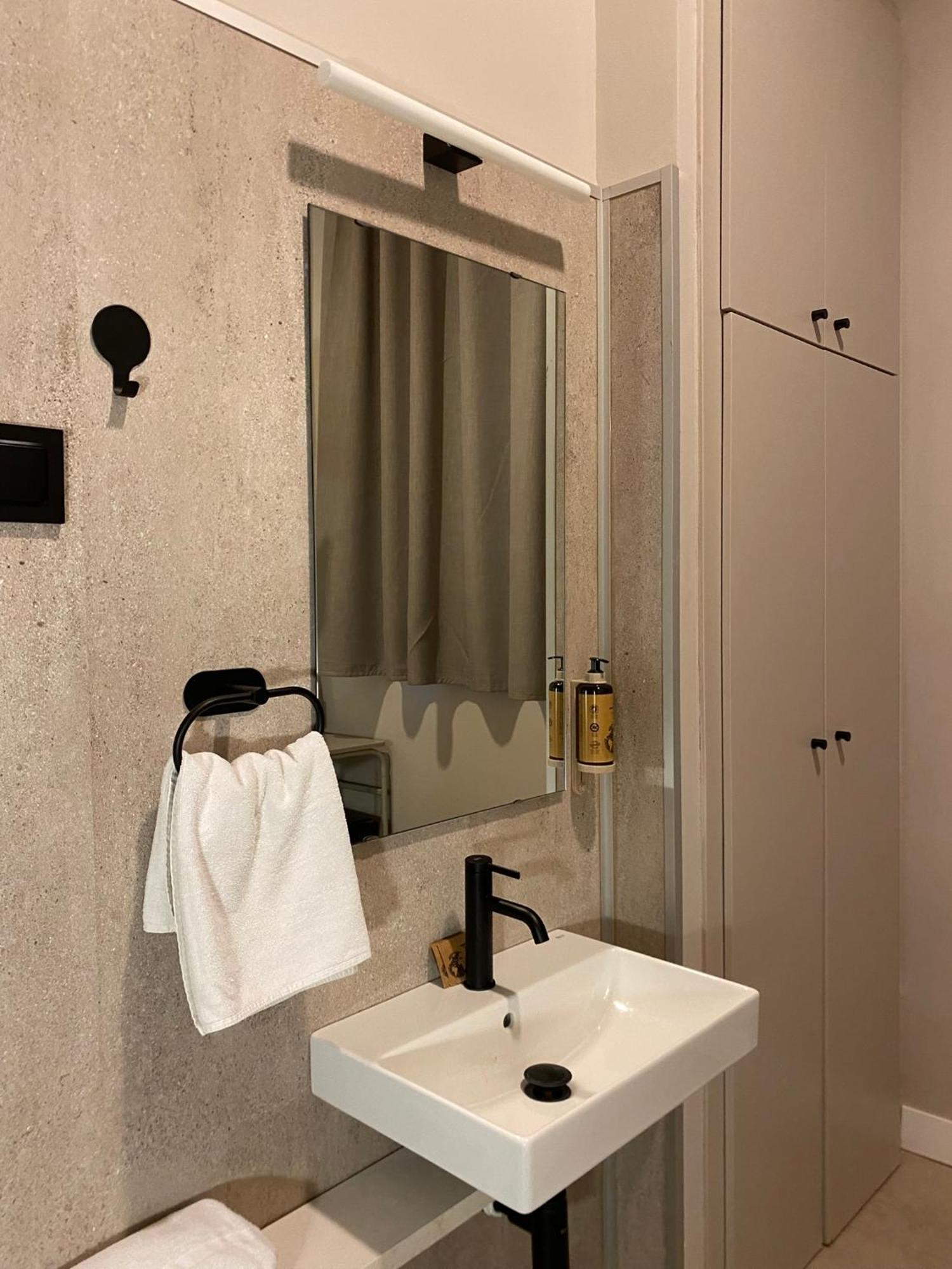Habitación Individual con baño compartido