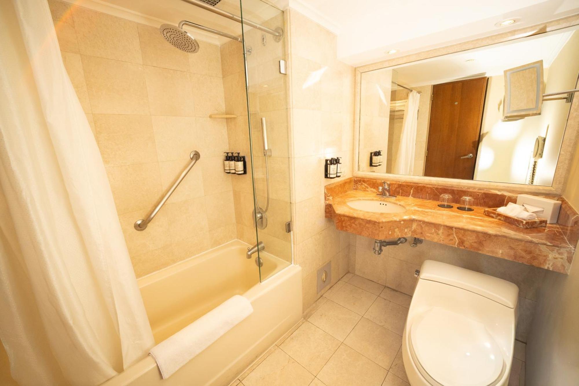 Habitación Doble Clásica con balcón