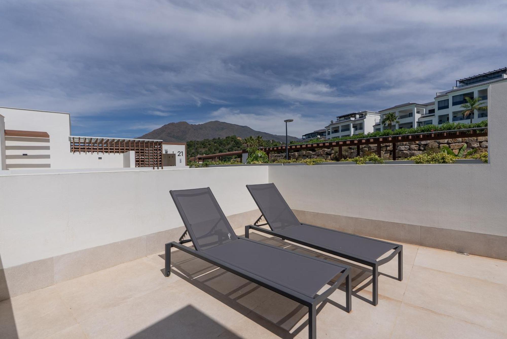 Apartamento de 3 dormitorios y vistas al mar