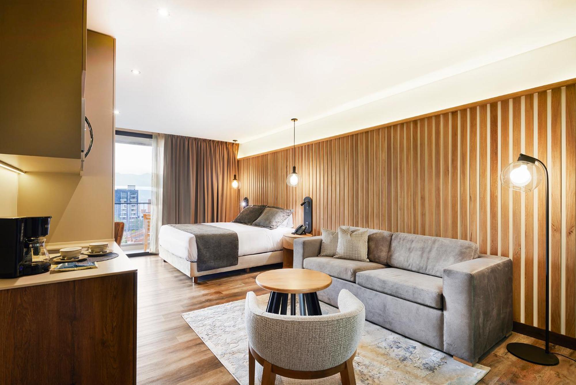 Suite con balcón