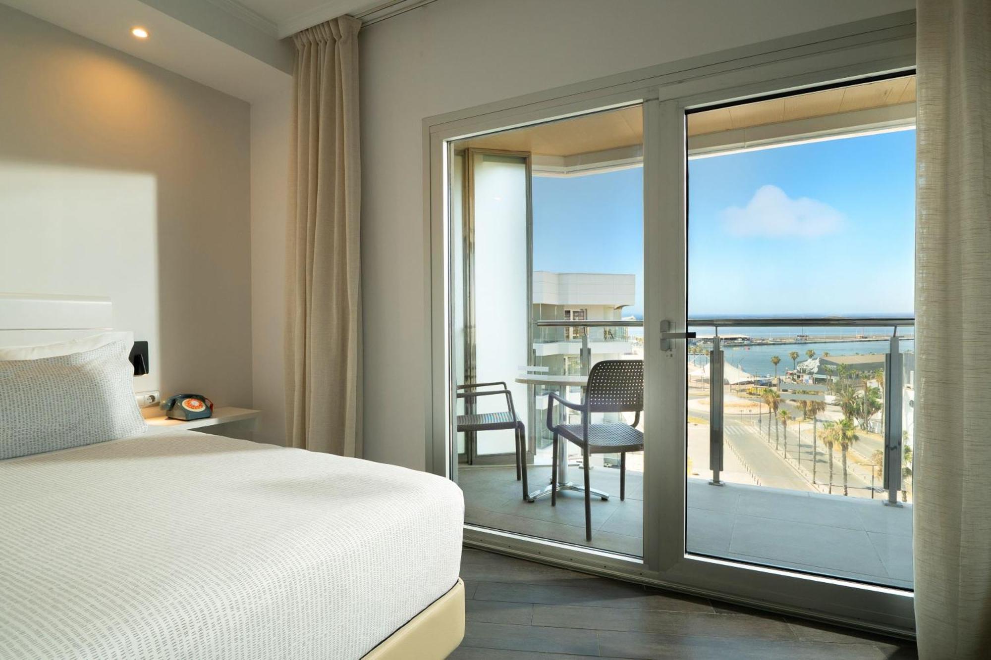 Habitación Townhouse con vistas al puerto (2 adultos + 2 niños)