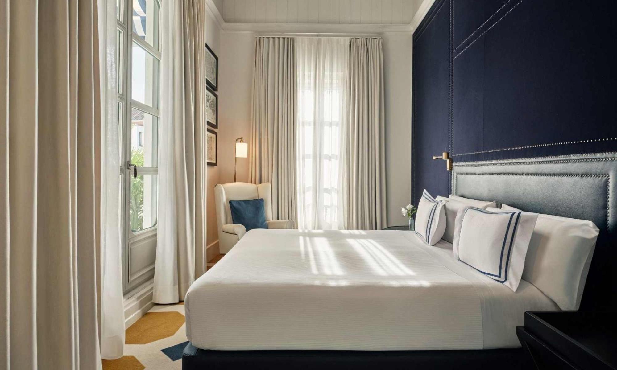 Suite Blue