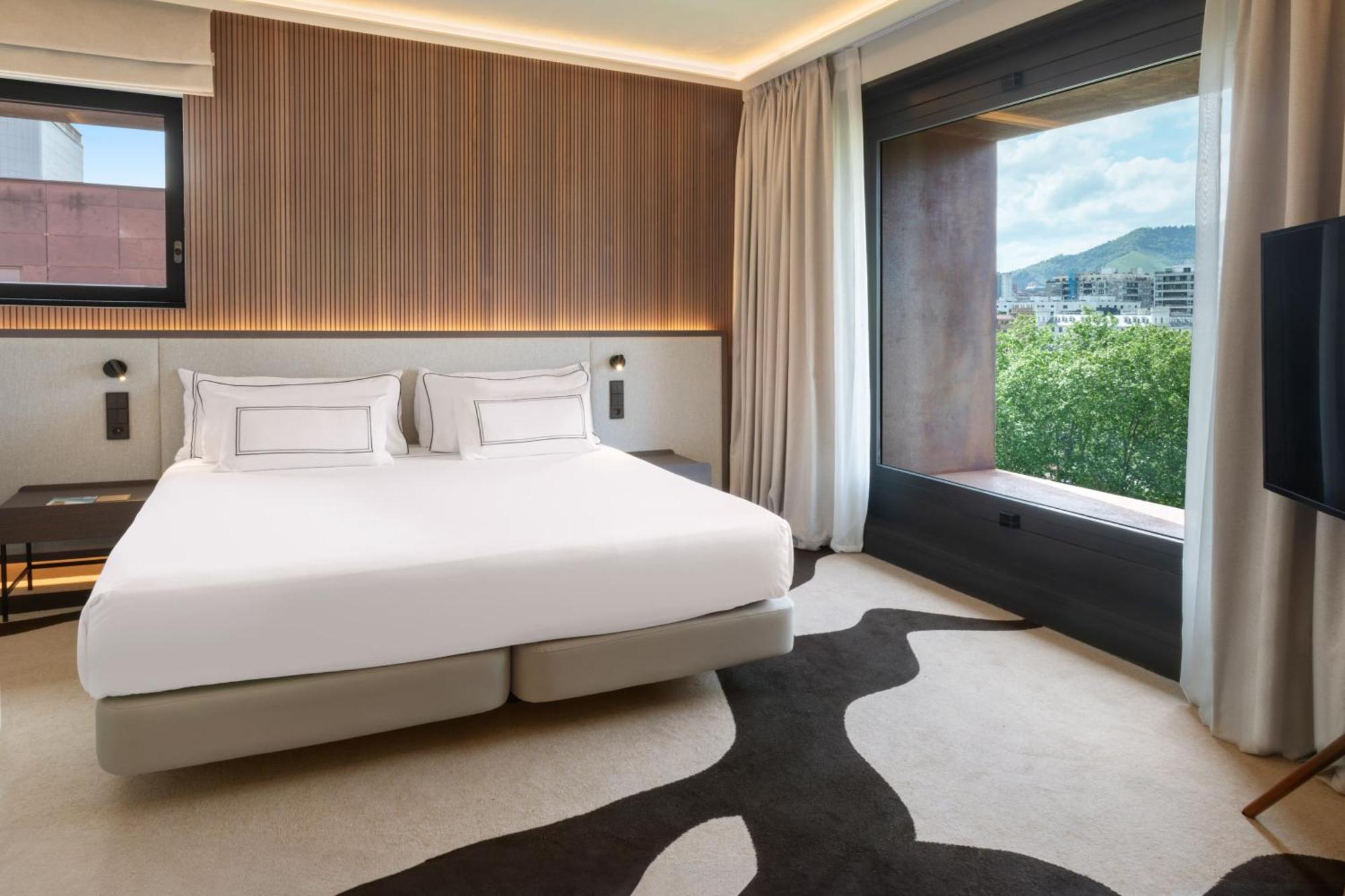 Suite The Level
