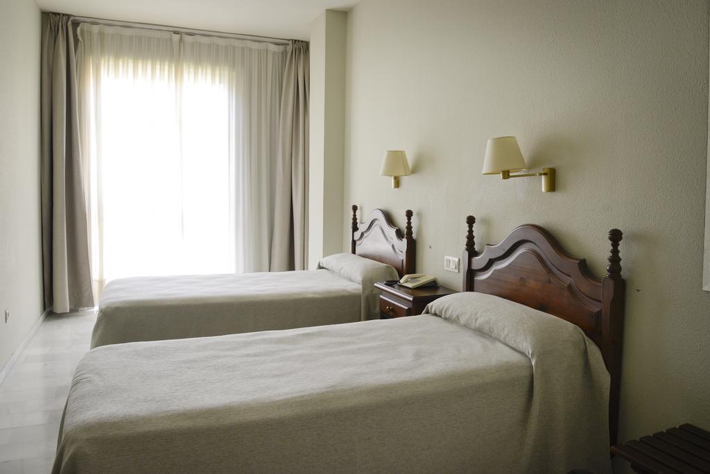 Habitación Familiar (2 adultos y 2 niños)