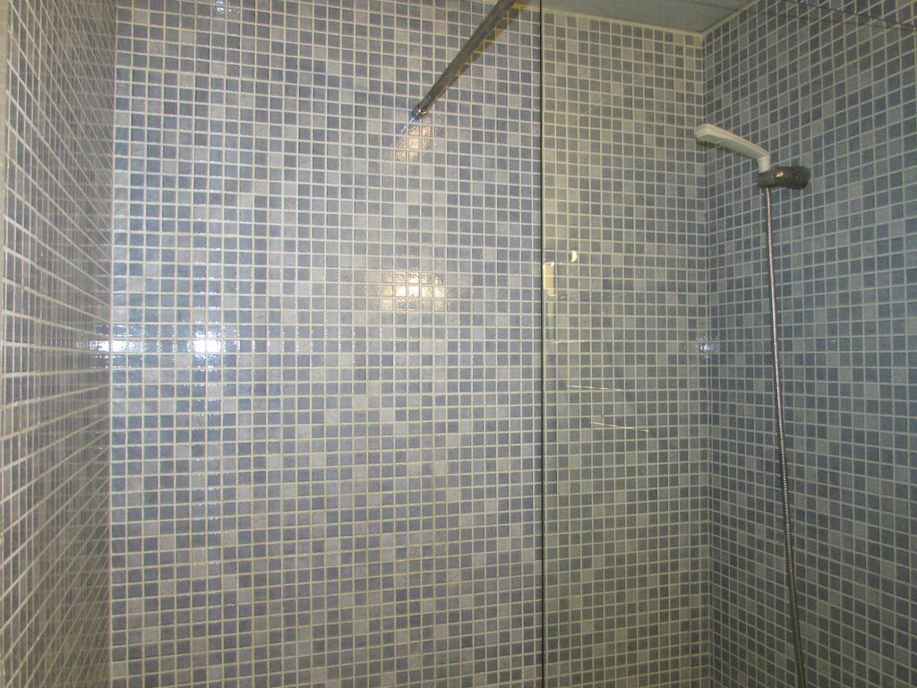 Habitación Doble con baño privado y balcón