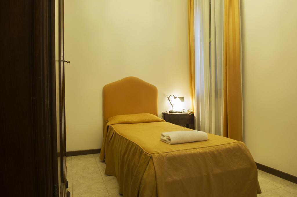 Standard Twin Room,1649906844:JPEG