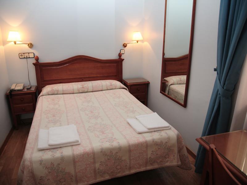 Double Room,248158965:JPEG