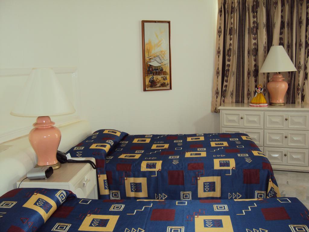 Double Room with Two Double Beds,263171261:JPEG