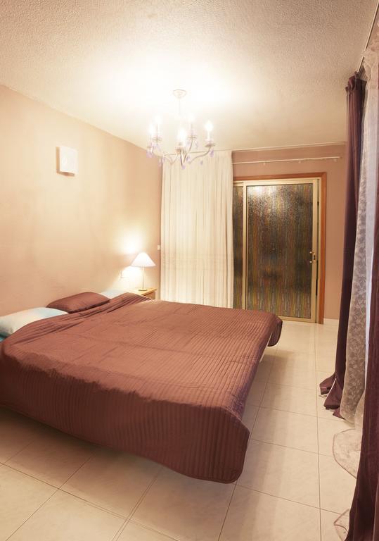 Habitación Doble con baño privado - 2 camas