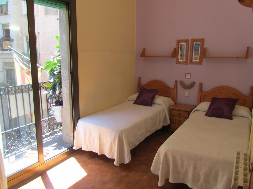 Twin Room,378911050:JPEG