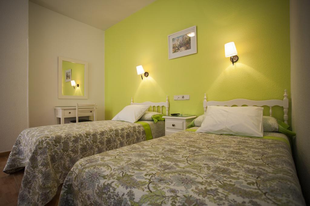 Habitación Familiar con balcón