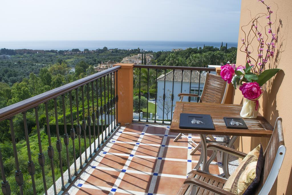 Habitación Doble Deluxe con terraza y vistas al mar